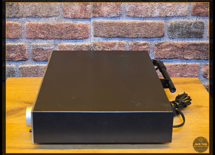 Luxman T-2