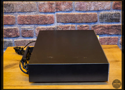 Luxman T-2