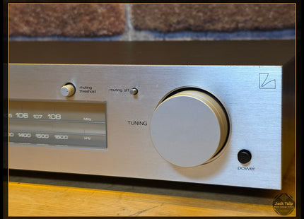 Luxman T-2