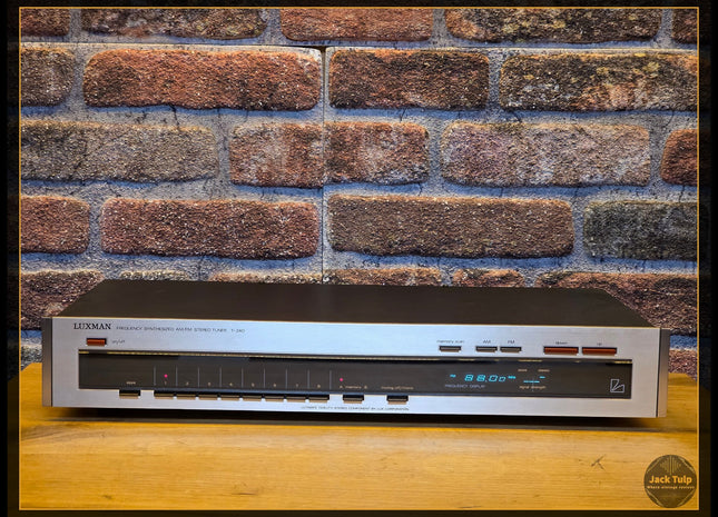 Luxman T-240