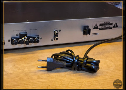 Luxman T-240