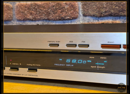 Luxman T-240