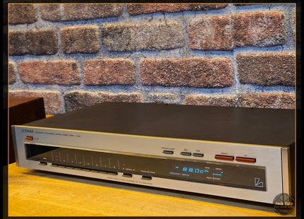 Luxman T-240