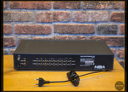 NAD 1000
