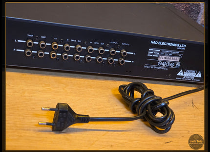 NAD 1000