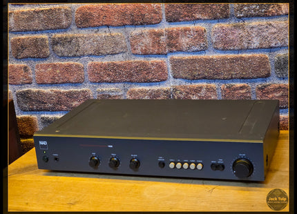 NAD 1000