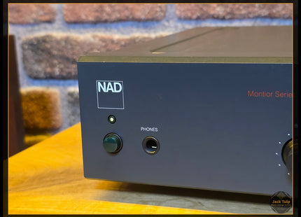 NAD 1000