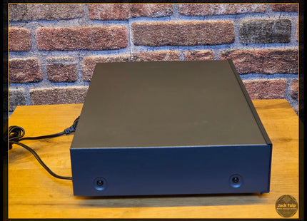NAD 512