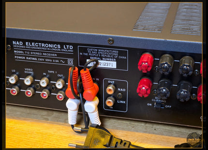 NAD 712