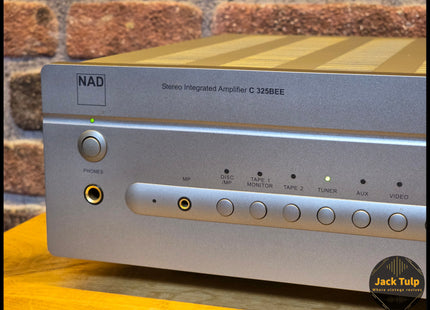 Nad C325BEE