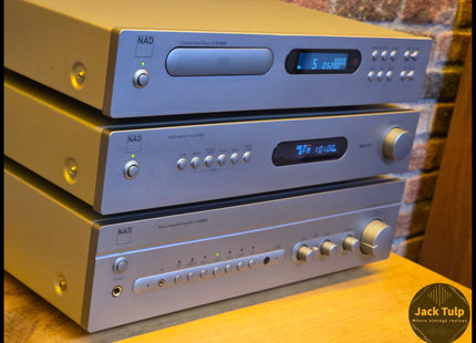 NAD C325BEE + C425 + C521BEE