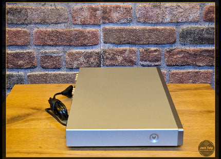 NAD T-524