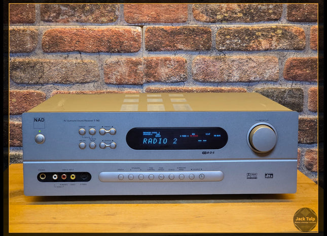 NAD T-743