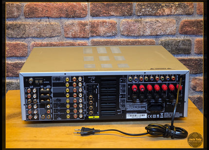 NAD T-743