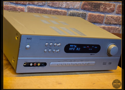 NAD T-743