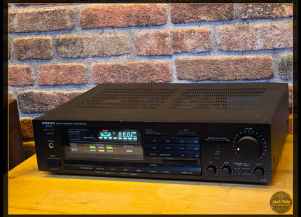 Onkyo TX-82