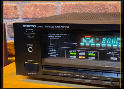 Onkyo TX-82