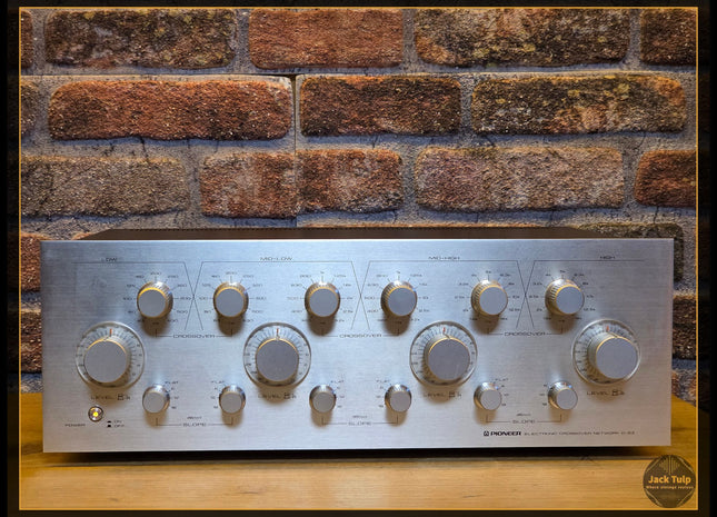 Pioneer D-23
