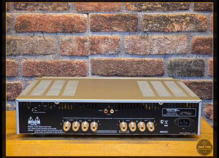 Rotel RB-1572