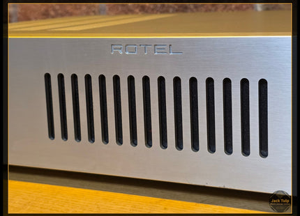 Rotel RB-1572