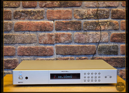 Rotel RT-02
