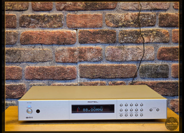 Rotel RT-02