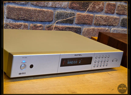 Rotel RT-02