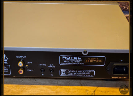 Rotel RT-02
