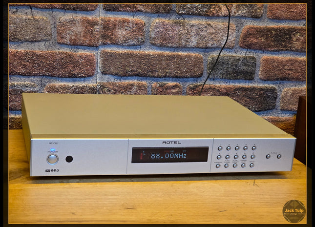 Rotel RT-02