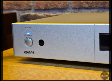 Rotel RT-02