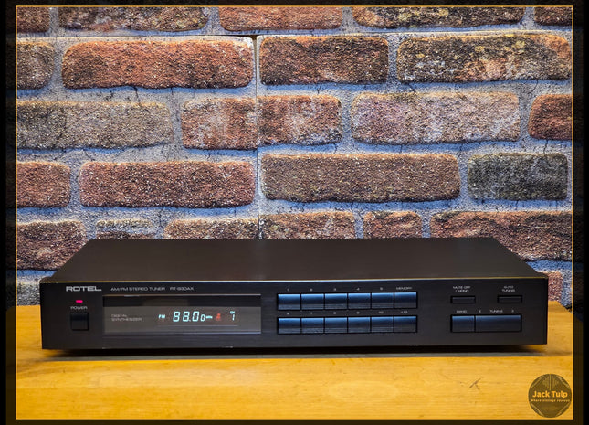 Rotel RT-930AX