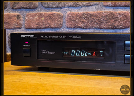 Rotel RT-930AX
