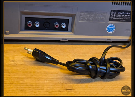 Technics M-17