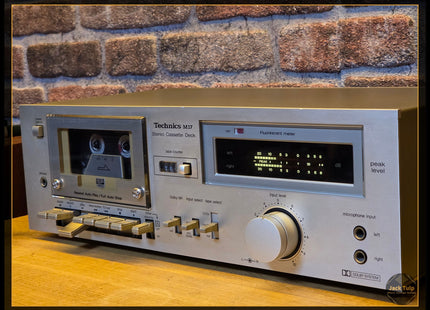 Technics M-17