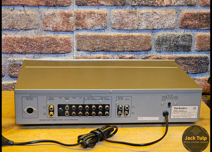 Technics SU-9011