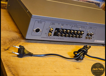 Technics SU-9011