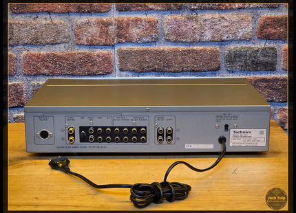 Technics SU-9011