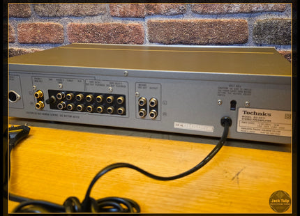 Technics SU-9011