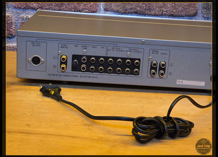 Technics SU-9011
