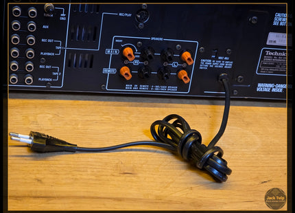Technics SU-V4A