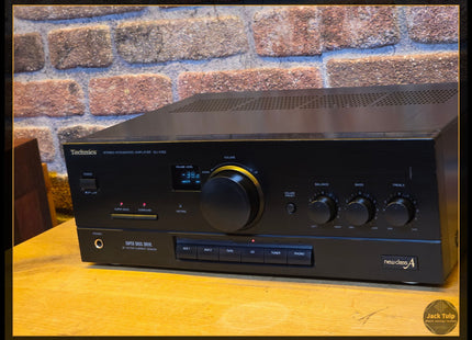 Technics SU-X102