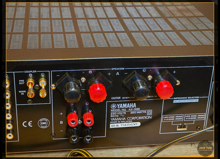 Yamaha AX-596