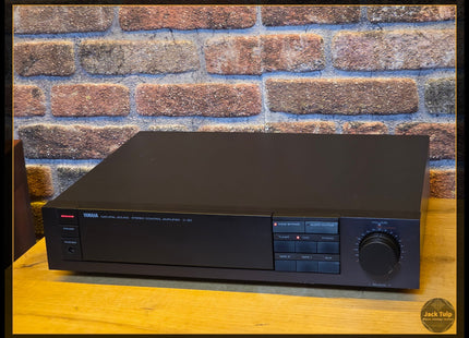 Yamaha C-60